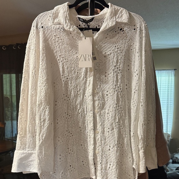 Zara Ivory Eyelet Lace Blouse - Picture 2 of 5